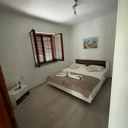 Chiara Apartment *
