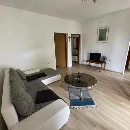 Apartment Chiara Seline