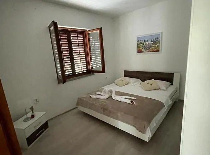 Chiara Apartment *